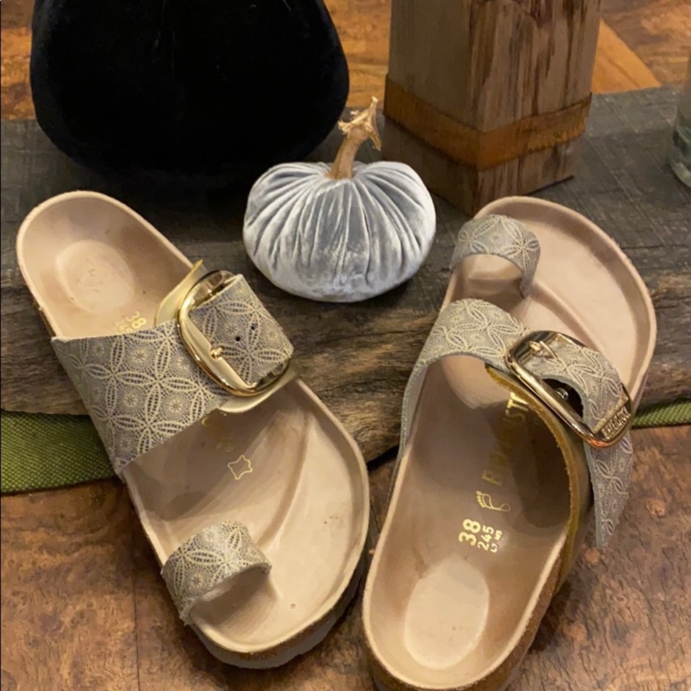 Birkenstock’s Miramar toe wrap with gold buckle!